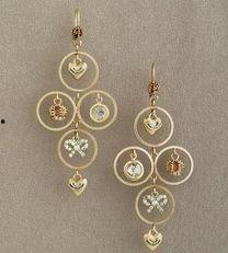 明星如何带耳环图片,明星耳环搭配艺术解析